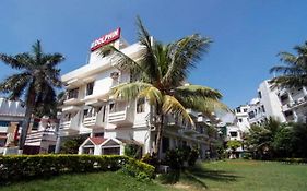 Hotel Dolphin in Digha